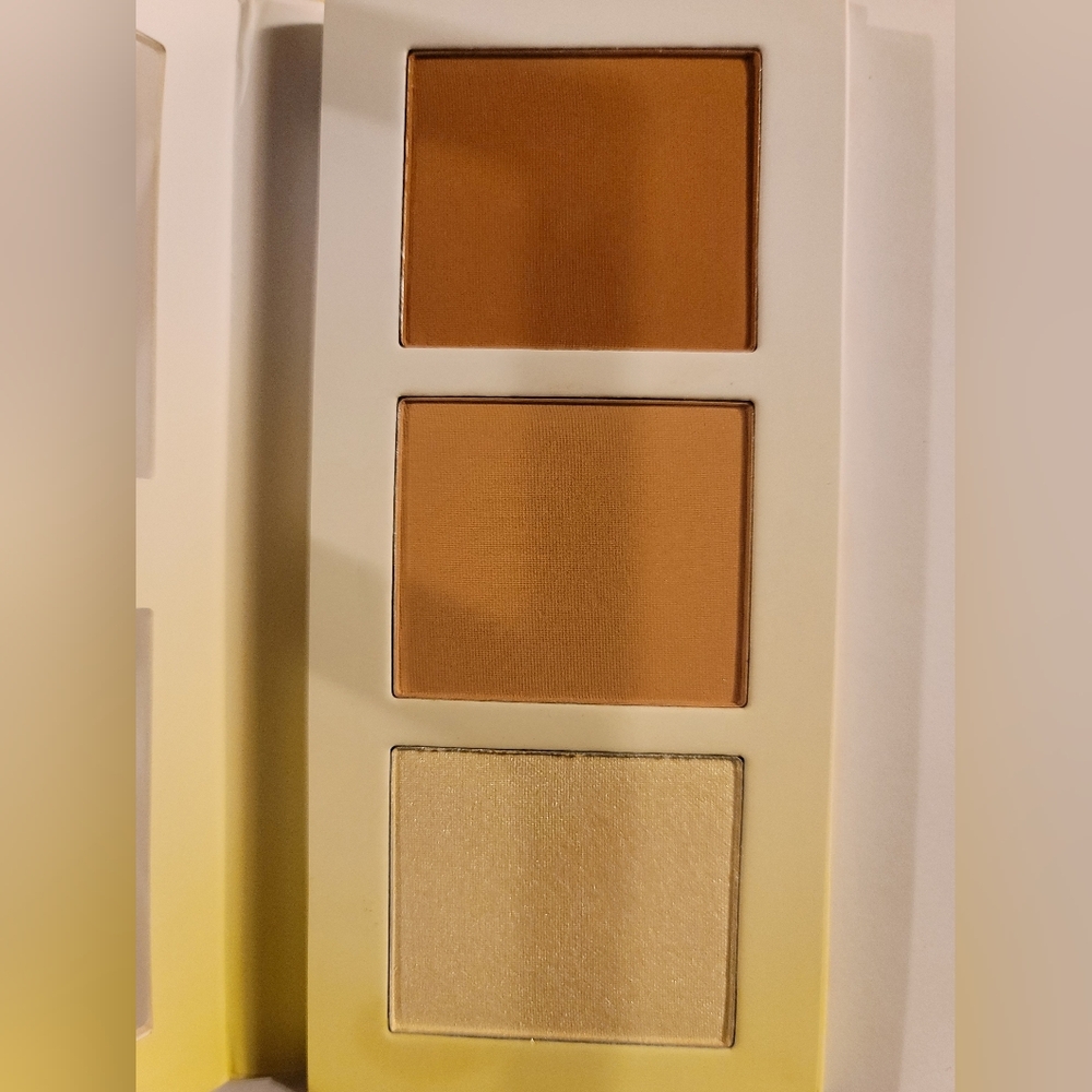 🚀3/$15 Beauty Bakerie Face Palette - Lemon Bar NIB - Picture 5 of 11